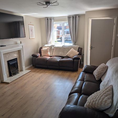 3 Bedroom Detached By The Sea Prestatyn Exterior photo